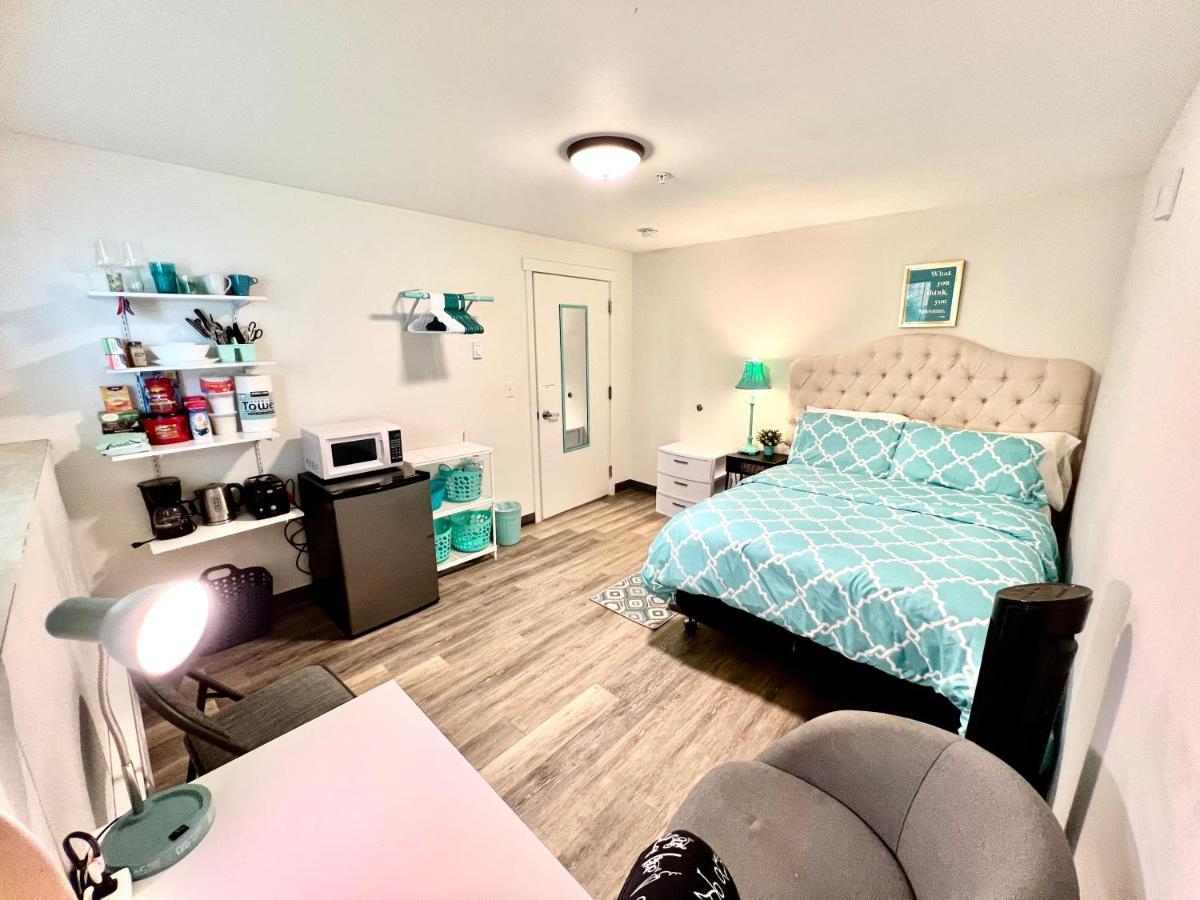 Private Room With Shared Bathroom On The 1St Floor 10 Minutes Walk To University Of Washington Сиатъл Екстериор снимка