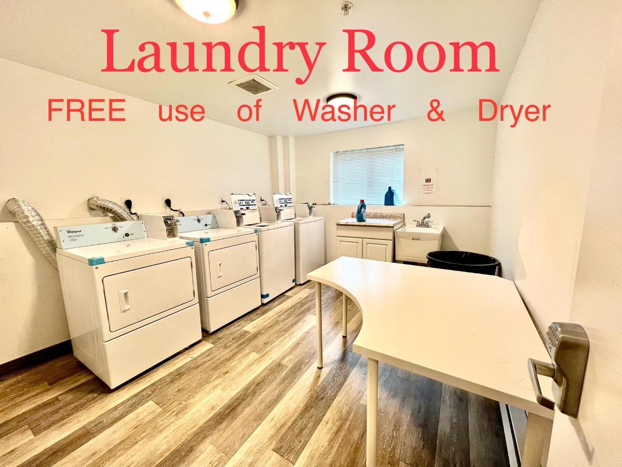 Private Room With Shared Bathroom On The 1St Floor 10 Minutes Walk To University Of Washington Сиатъл Екстериор снимка